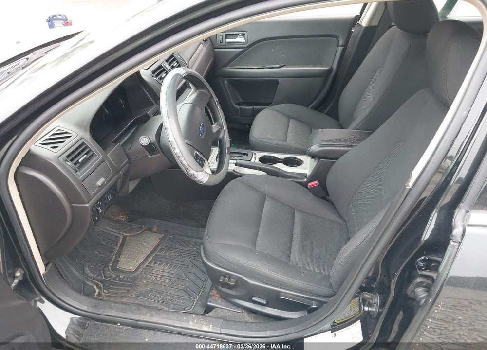 2010 FORD FUSION SE VIN: 3FAHP0HA9AR351945