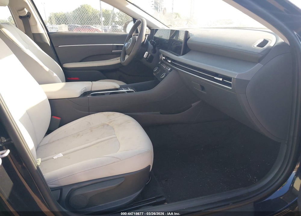 2025 HYUNDAI SONATA SEL VIN: KMHL64JA6SA448312