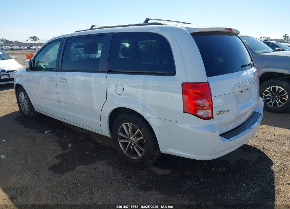 2015 DODGE GRAND CARAVAN SXT VIN: 2C4RDGCG0FR556174
