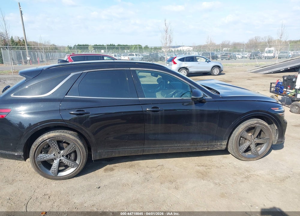 2024 GENESIS GV70 2.5T AWD VIN: 5NMMADTB9RH009392