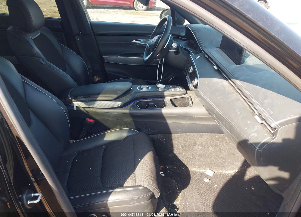 2024 GENESIS GV70 2.5T AWD VIN: 5NMMADTB9RH009392