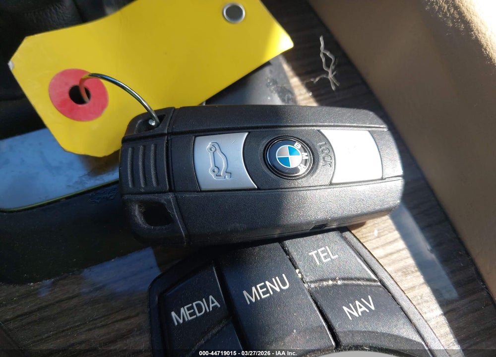 2015 BMW X1 XDRIVE28I VIN: WBAVL1C50FVY28908