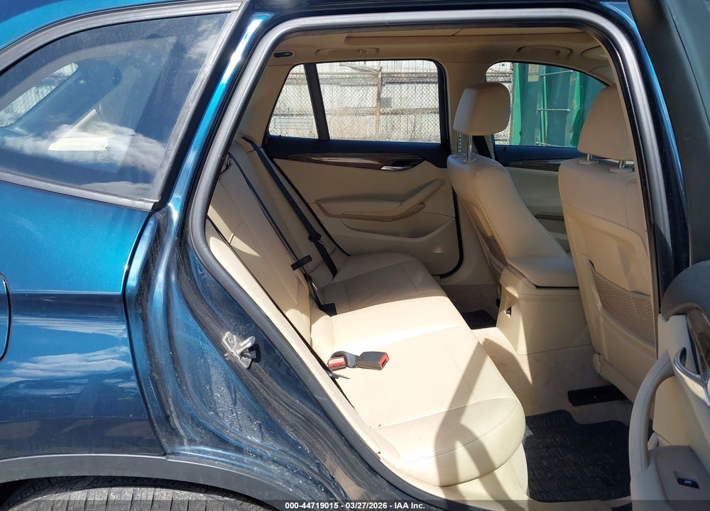 2015 BMW X1 XDRIVE28I VIN: WBAVL1C50FVY28908