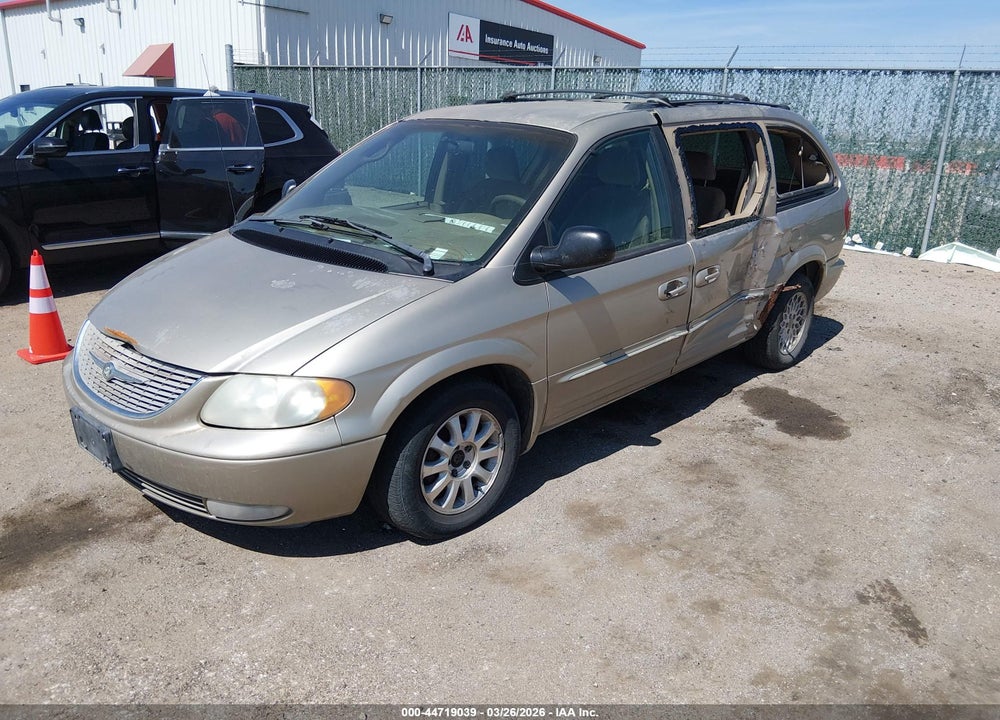2002 CHRYSLER TOWN & COUNTRY LXI VIN: 2C4GP54L22R613211