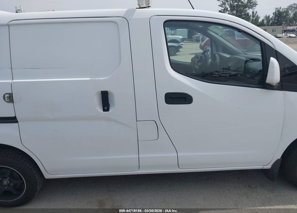 2017 NISSAN NV200 SV VIN: 3N6CM0KN5HK714640