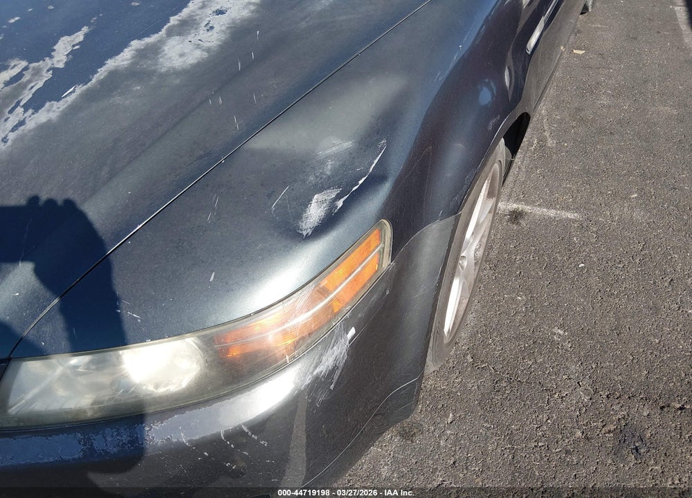 2005 ACURA TL VIN: 19UUA66275A050388