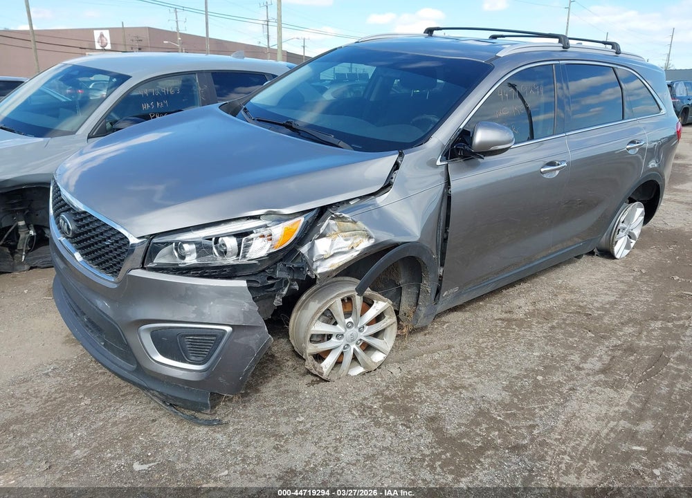 2016 KIA SORENTO 2.4L LX VIN: 5XYPGDA35GG172636