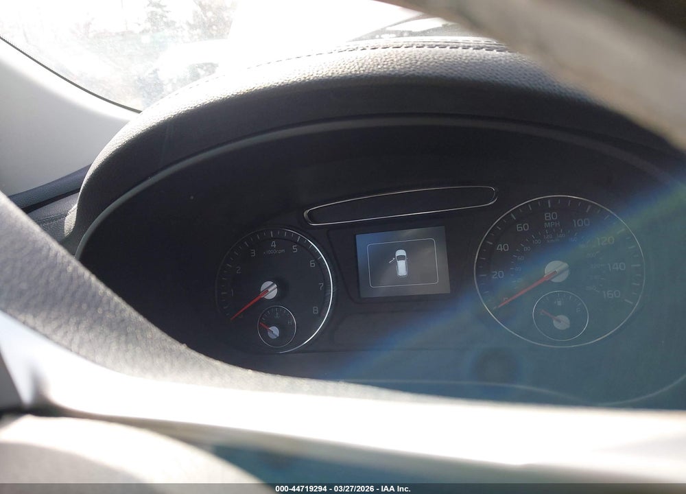 2016 KIA SORENTO 2.4L LX VIN: 5XYPGDA35GG172636