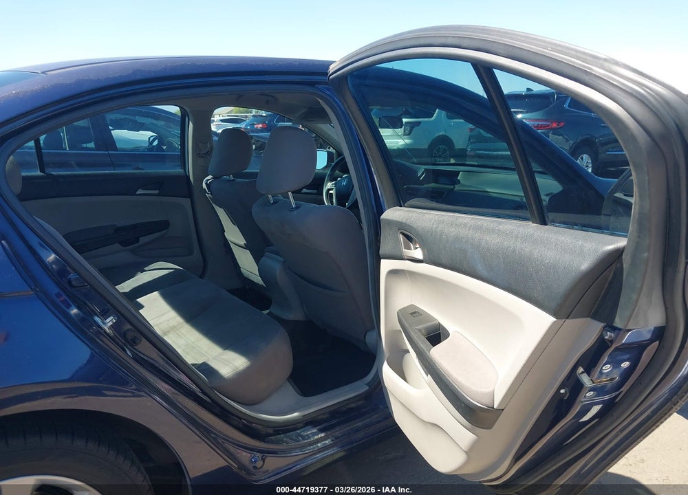 2012 HONDA ACCORD 2.4 LX-P VIN: 1HGCP2F43CA010861