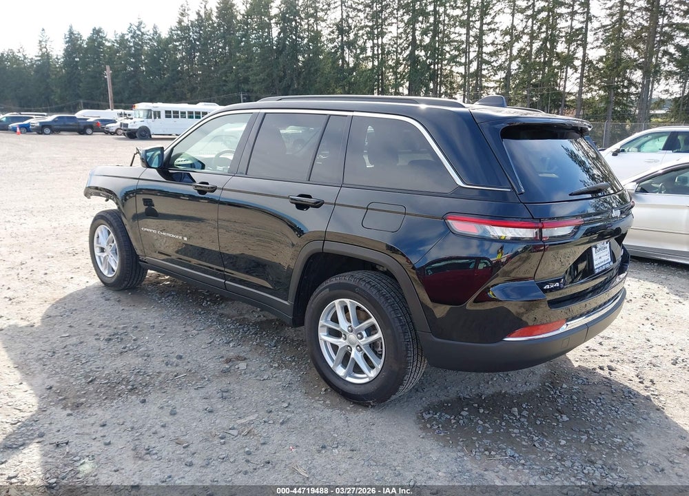 2025 JEEP GRAND CHEROKEE LAREDO X 4X4 VIN: 1C4RJHAG3SC285518