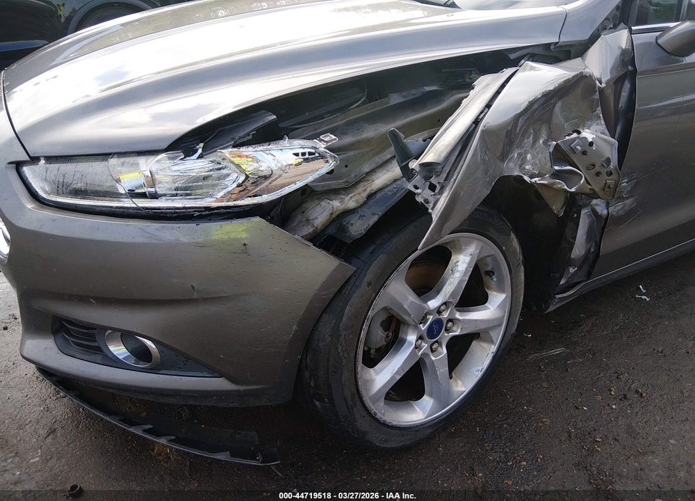 2013 FORD FUSION SE VIN: 3FA6P0H7XDR337665