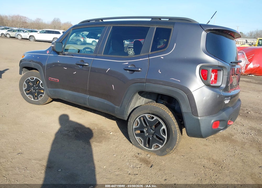 2016 JEEP RENEGADE TRAILHAWK VIN: ZACCJBCT8GPC92240