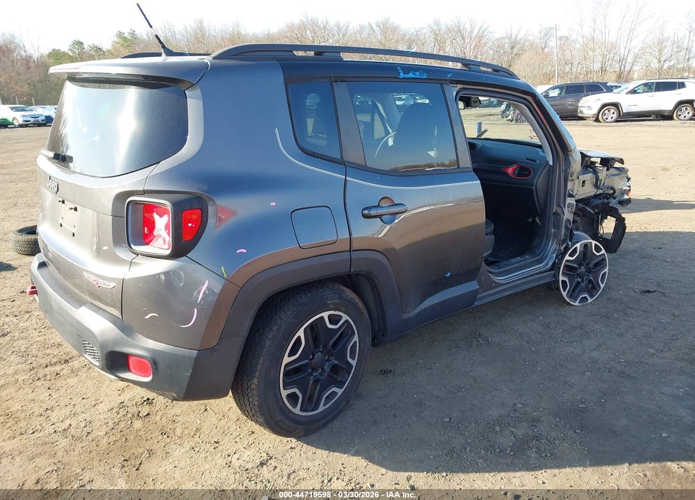 2016 JEEP RENEGADE TRAILHAWK VIN: ZACCJBCT8GPC92240