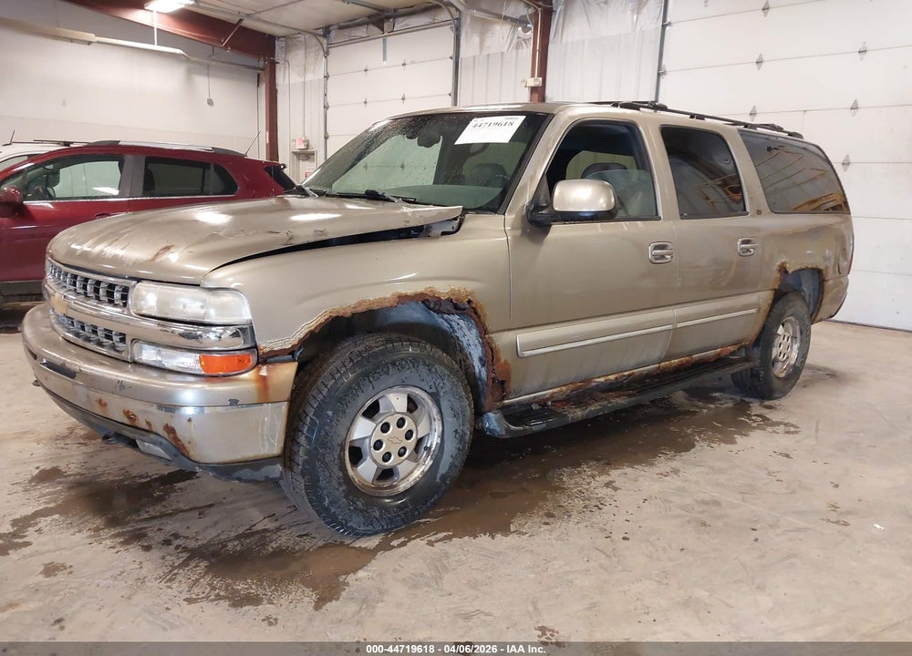 2001 CHEVROLET SUBURBAN 1500 LT VIN: 3GNFK16T21G286997