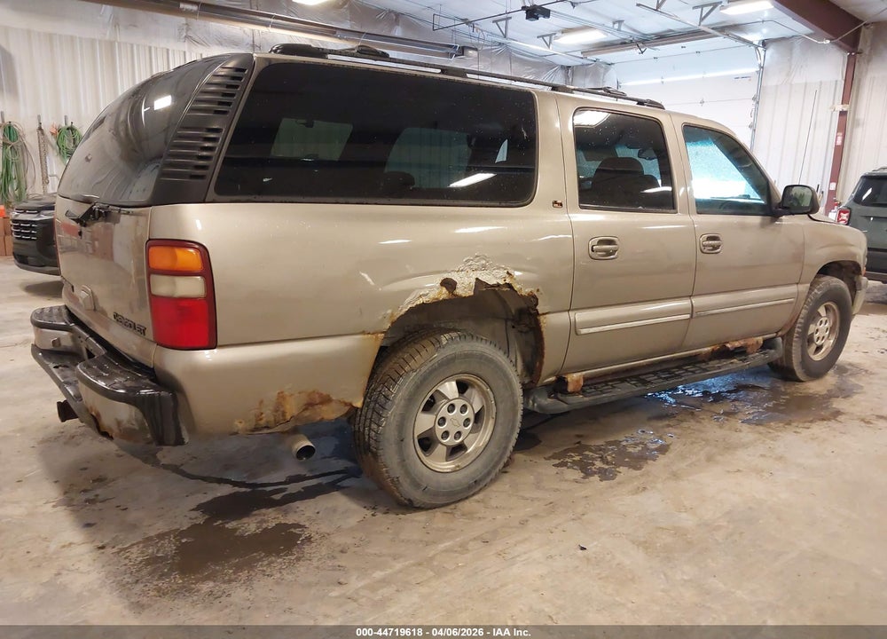 2001 CHEVROLET SUBURBAN 1500 LT VIN: 3GNFK16T21G286997