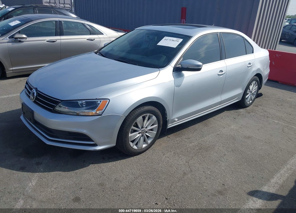 2015 VOLKSWAGEN JETTA 1.8T SE VIN: 3VWD17AJ4FM401956