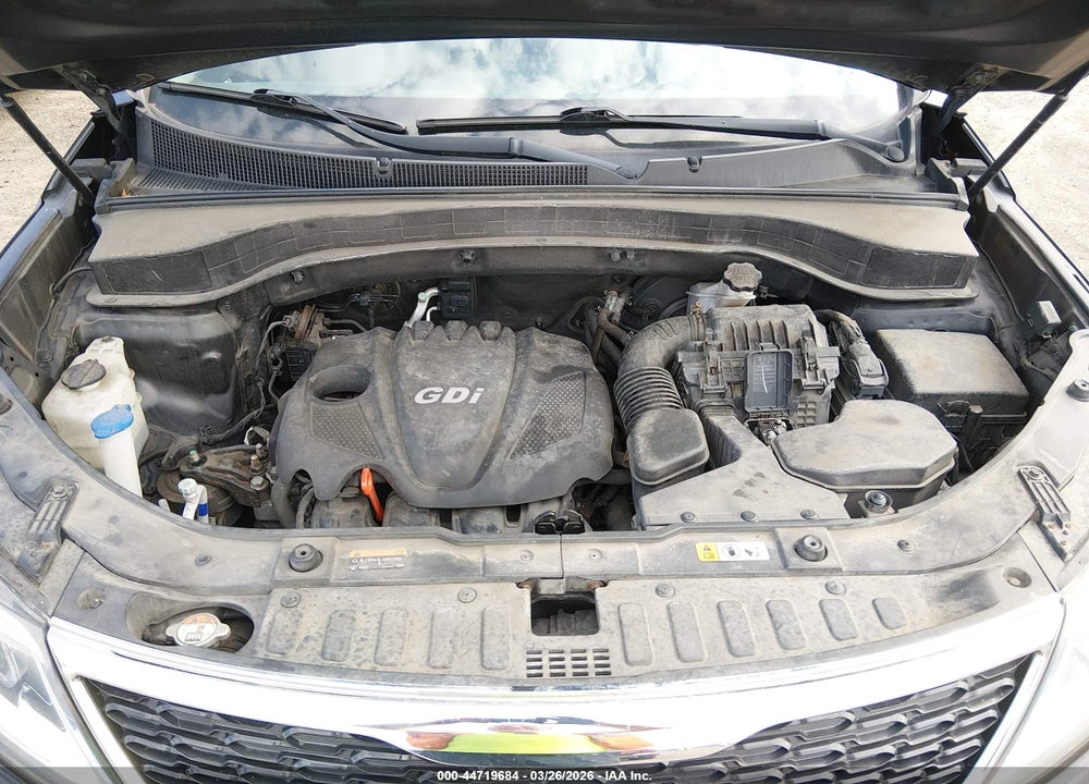 2015 KIA SORENTO LX VIN: 5XYKTCA69FG639727