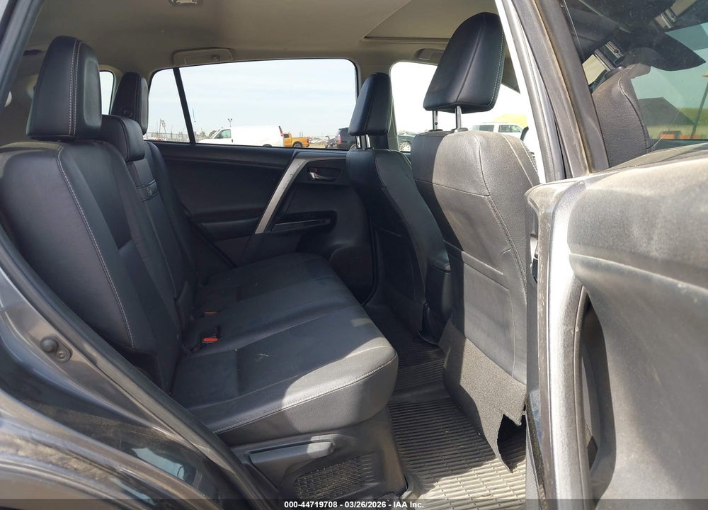 2018 TOYOTA RAV4 HYBRID LIMITED VIN: JTMDJREV0JD243356