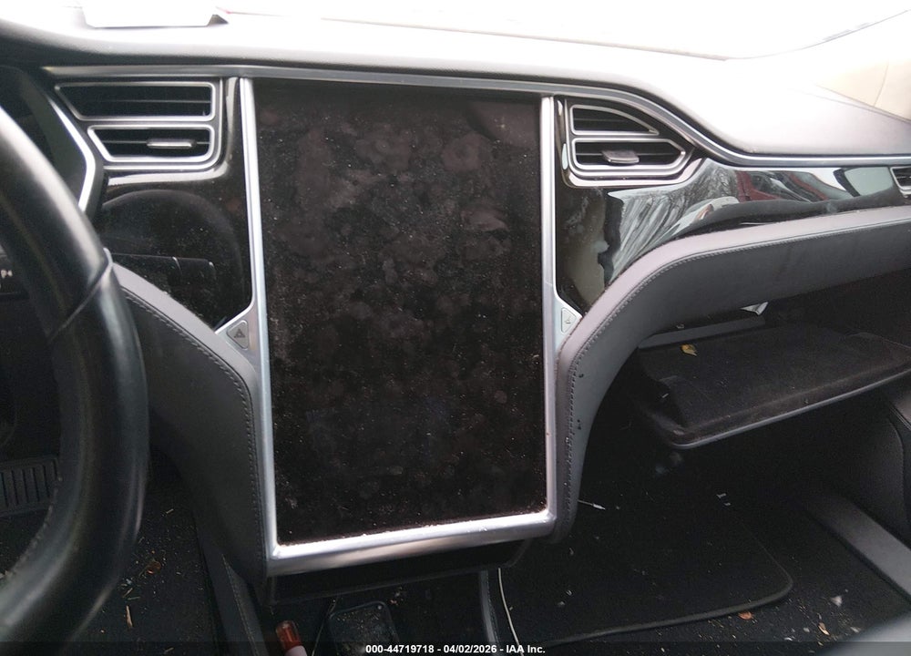 2014 TESLA MODEL S VIN: 5YJSA1S19EFP52841