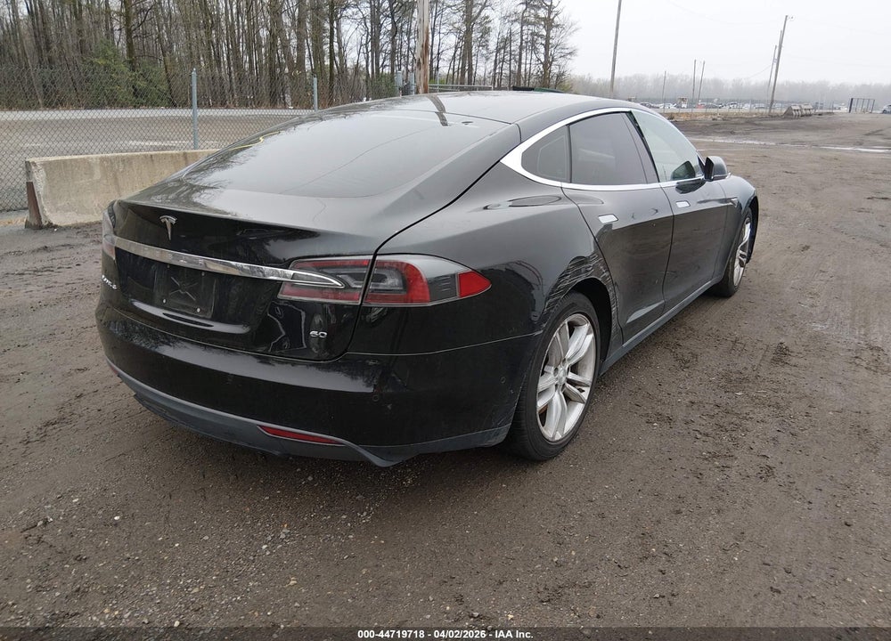2014 TESLA MODEL S VIN: 5YJSA1S19EFP52841