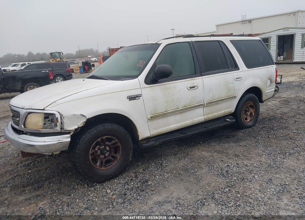 2001 FORD EXPEDITION XLT VIN: 1FMRU15L61LB35337