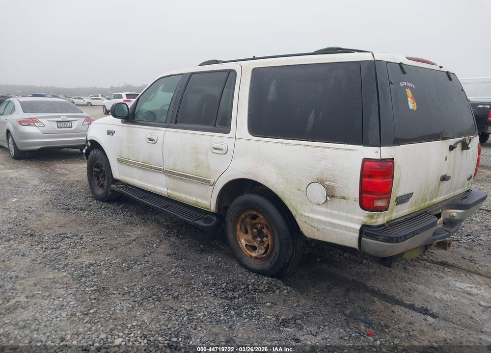 2001 FORD EXPEDITION XLT VIN: 1FMRU15L61LB35337