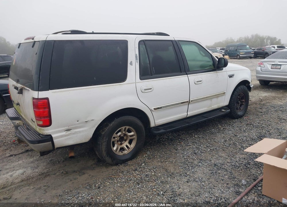 2001 FORD EXPEDITION XLT VIN: 1FMRU15L61LB35337