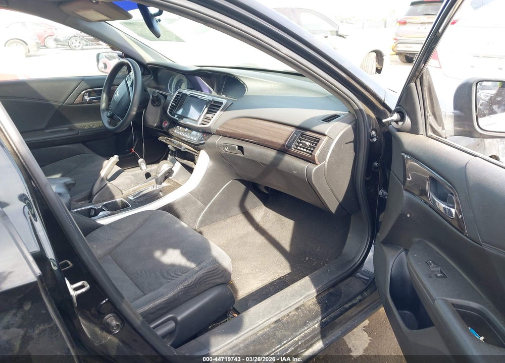 2016 HONDA ACCORD EX VIN: 1HGCR2F7XGA214549
