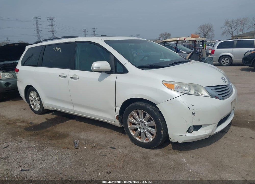 2013 TOYOTA SIENNA LIMITED 7 PASSENGER VIN: 5TDDK3DC3DS052937