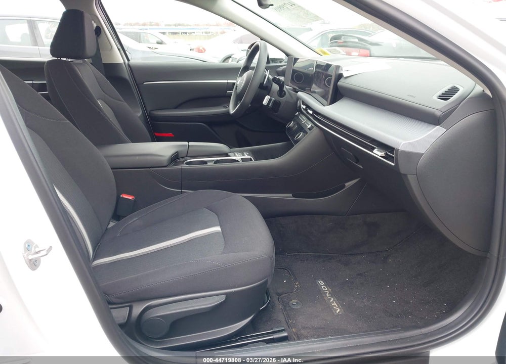 2024 HYUNDAI SONATA SEL VIN: KMHL64JA4RA384653