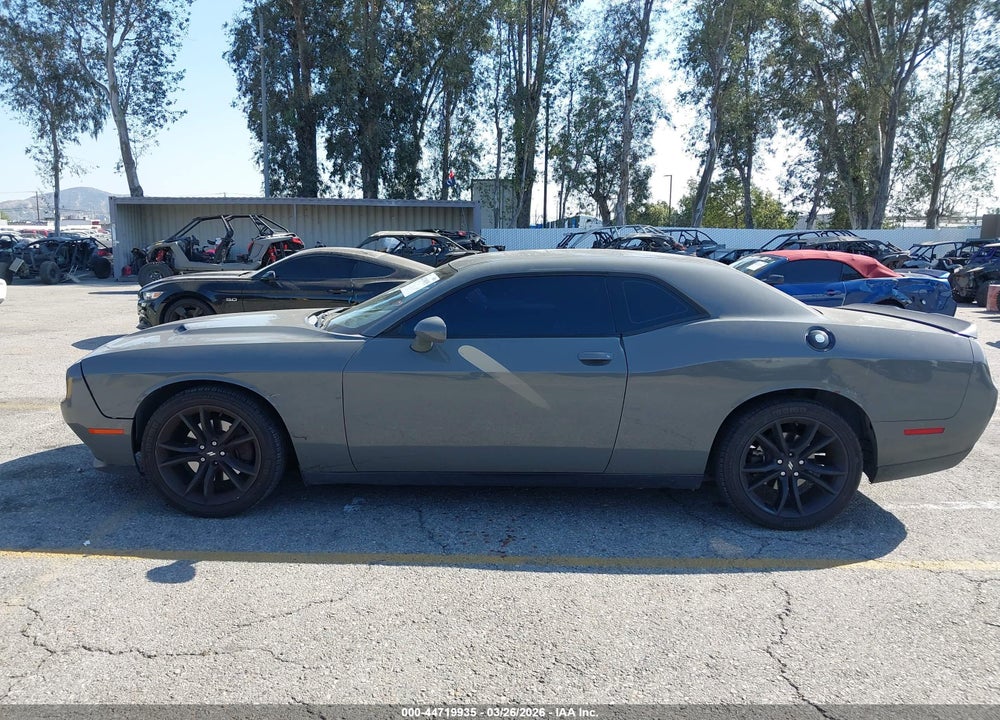 2017 DODGE CHALLENGER SXT PLUS VIN: 2C3CDZAGXHH648989