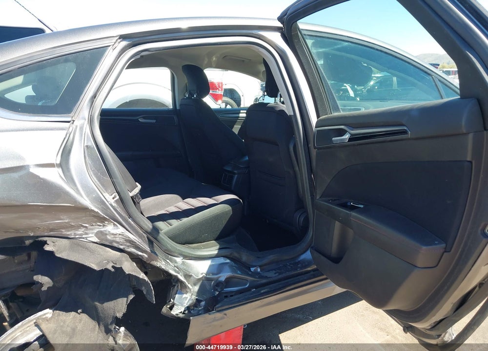 2014 FORD FUSION SE VIN: 3FA6P0H70ER220582