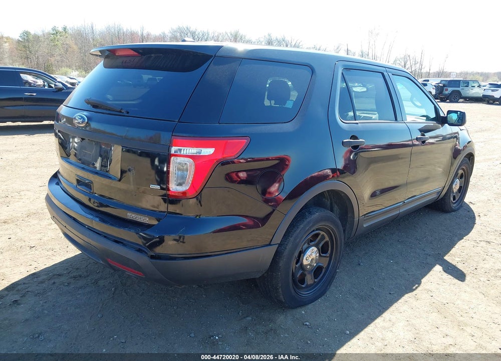 2015 FORD UTILITY POLICE INTERCEPTOR VIN: 1FM5K8AR4FGC52146