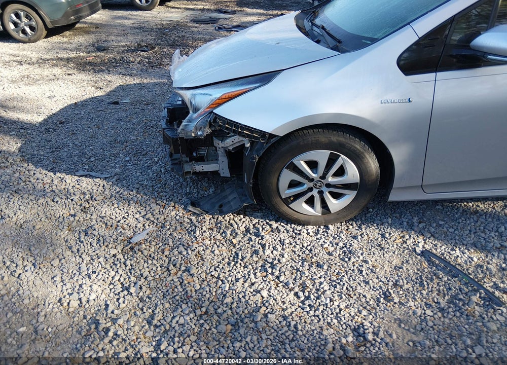 2017 TOYOTA PRIUS TWO VIN: JTDKBRFU2H3578550