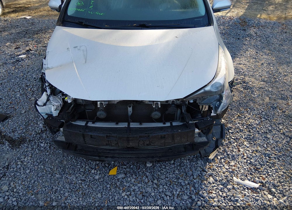 2017 TOYOTA PRIUS TWO VIN: JTDKBRFU2H3578550