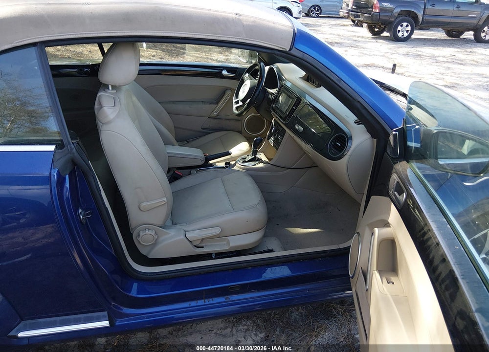 2013 VOLKSWAGEN BEETLE 2.0T VIN: 3VW7T7AT1DM829554
