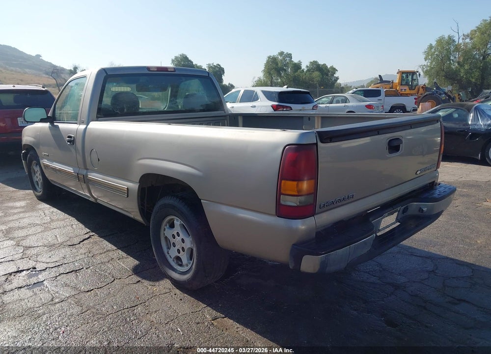 2000 CHEVROLET SILVERADO 1500 LS VIN: 1GCEC14T8YE289781