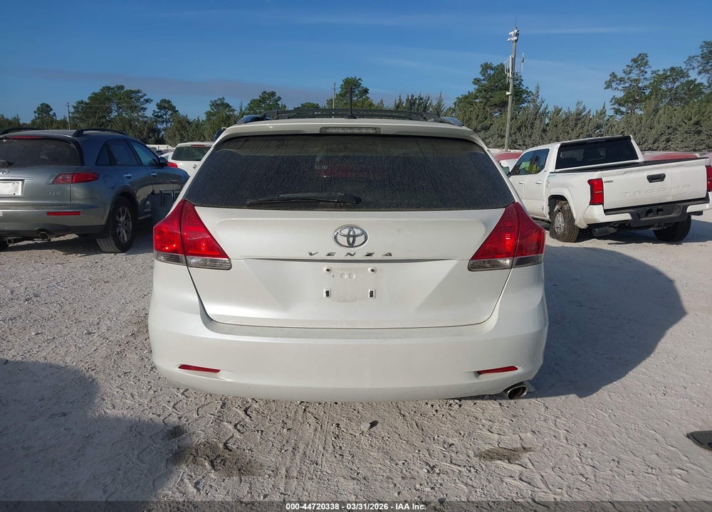 2010 TOYOTA VENZA VIN: 4T3ZA3BB8AU036875