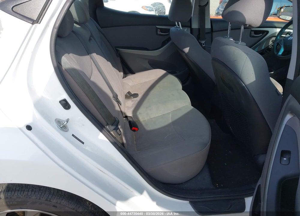 2016 HYUNDAI ELANTRA SE VIN: 5NPDH4AEXGH774331