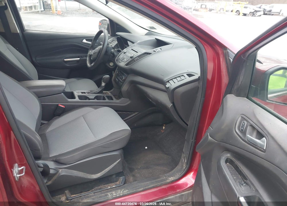 2017 FORD ESCAPE SE VIN: 1FMCU9GD7HUA68052