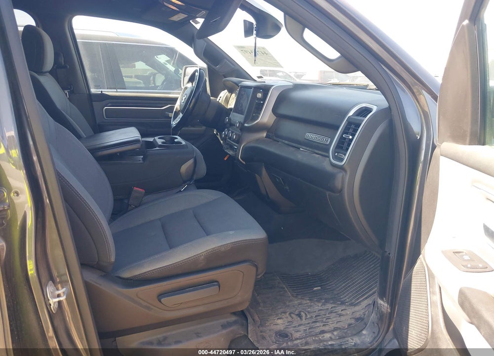 2022 RAM 1500 VIN: 1C6RREBT5NN125451