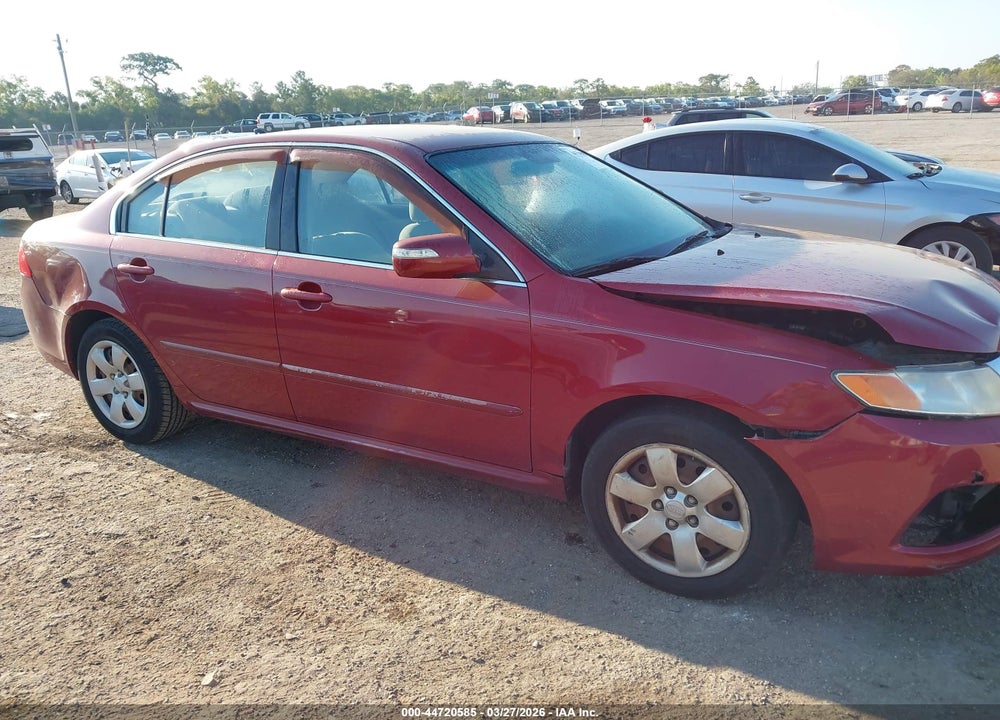 2009 KIA OPTIMA LX VIN: KNAGE228395304483
