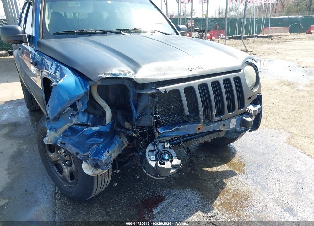 2004 JEEP LIBERTY SPORT VIN: 1J4GL48K54W268512