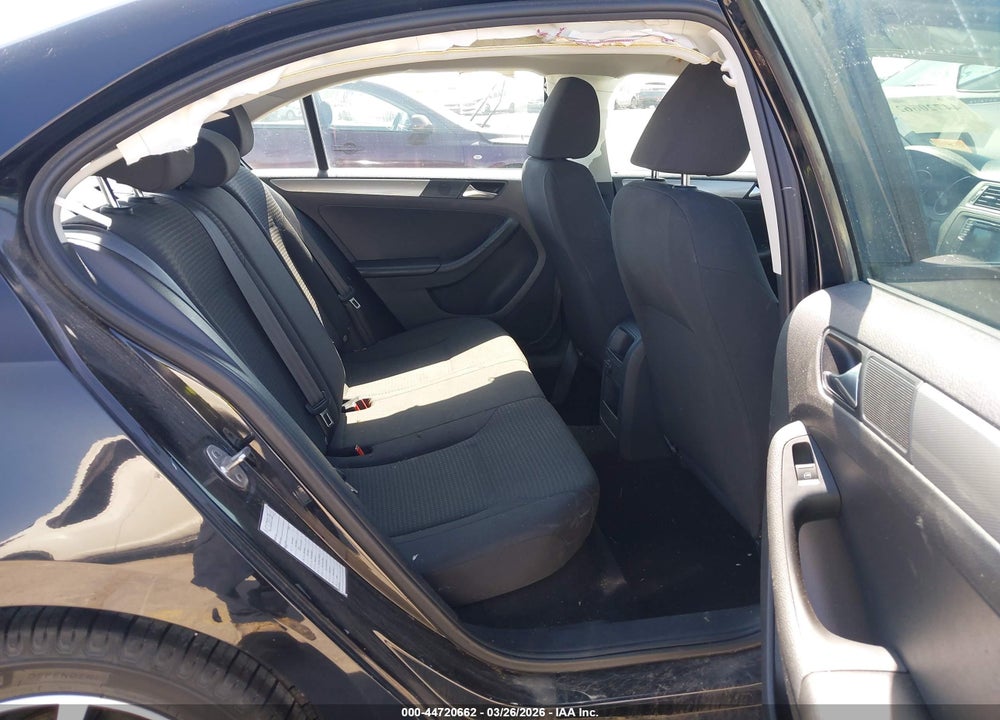 2016 VOLKSWAGEN JETTA 1.4T SE VIN: 3VWD67AJ0GM255848
