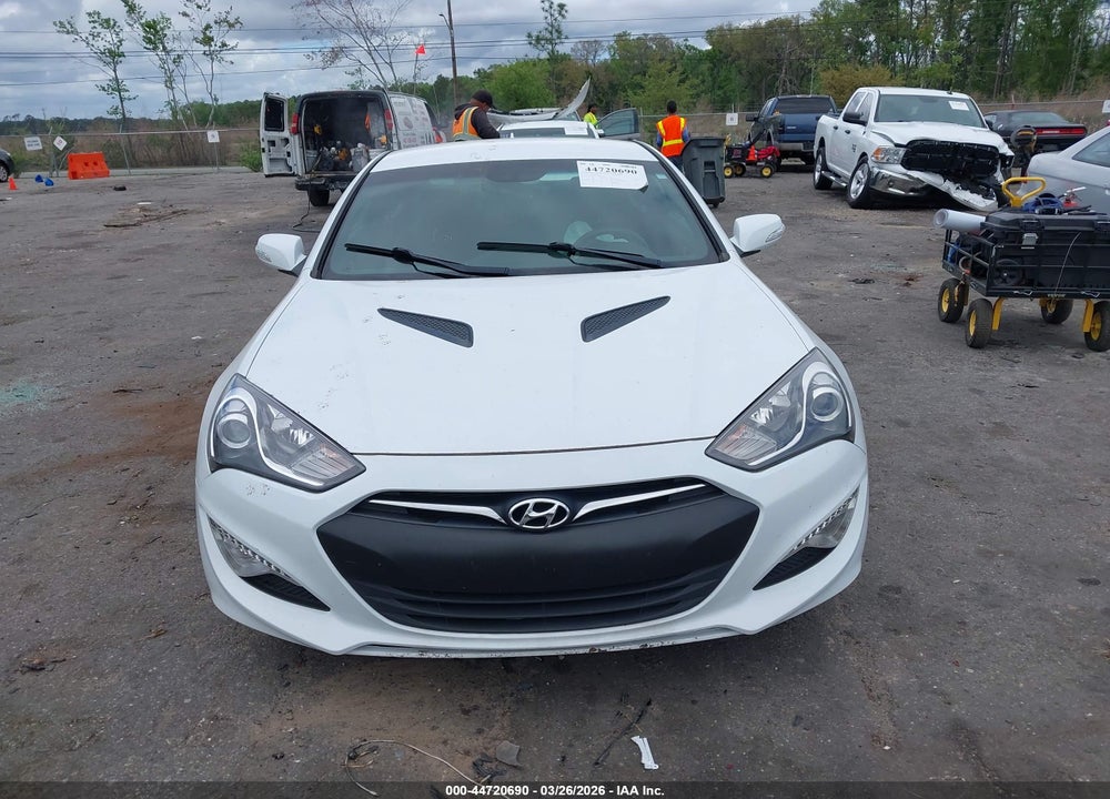 2016 HYUNDAI GENESIS VIN: KMHHT6KJ7GU134795