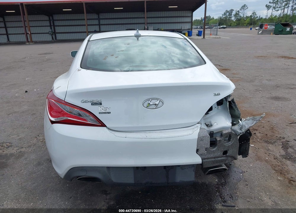 2016 HYUNDAI GENESIS VIN: KMHHT6KJ7GU134795
