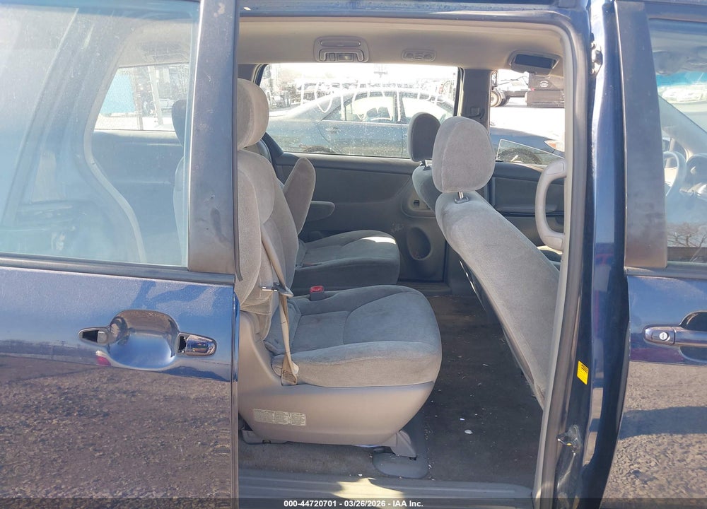 2005 TOYOTA SIENNA CE VIN: 5TDZA23C75S251754