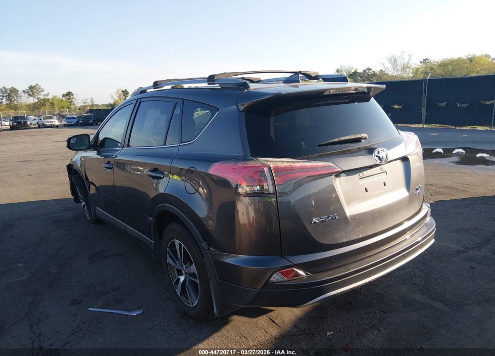 2017 TOYOTA RAV4 XLE VIN: JTMRFREV7HJ703891