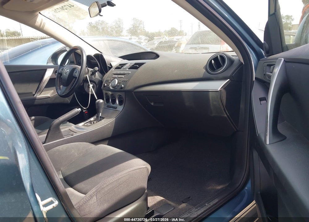 2011 MAZDA 3 S SPORT VIN: JM1BL1K63B1479664