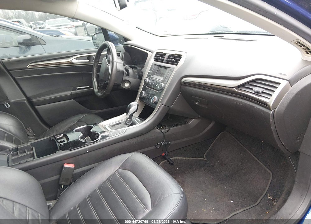 2014 FORD FUSION SE VIN: 3FA6P0HD9ER328673